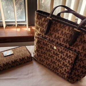 Michael Kors Handbag and Wallet